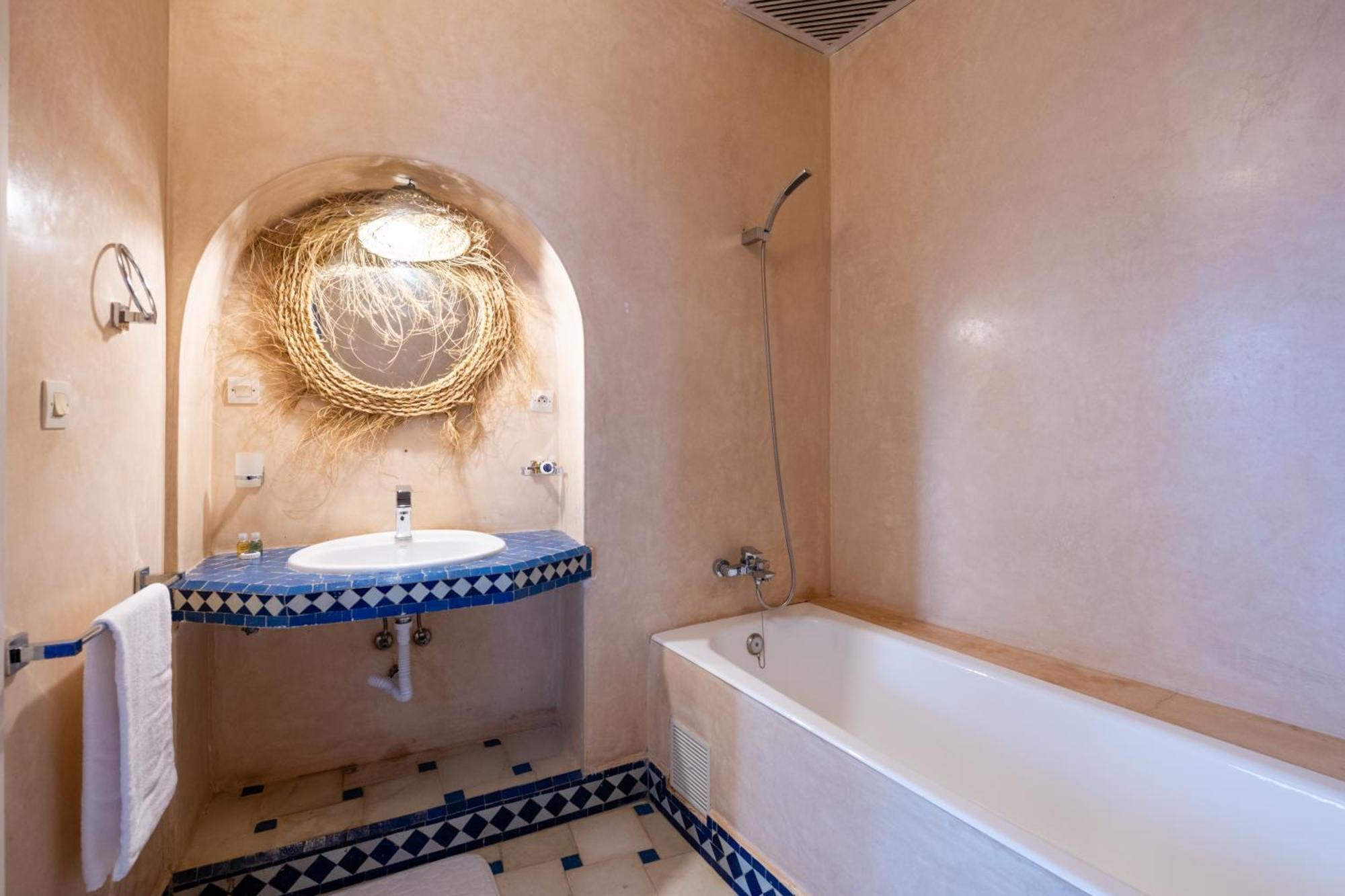 Riad Asilah 32 Exterior foto